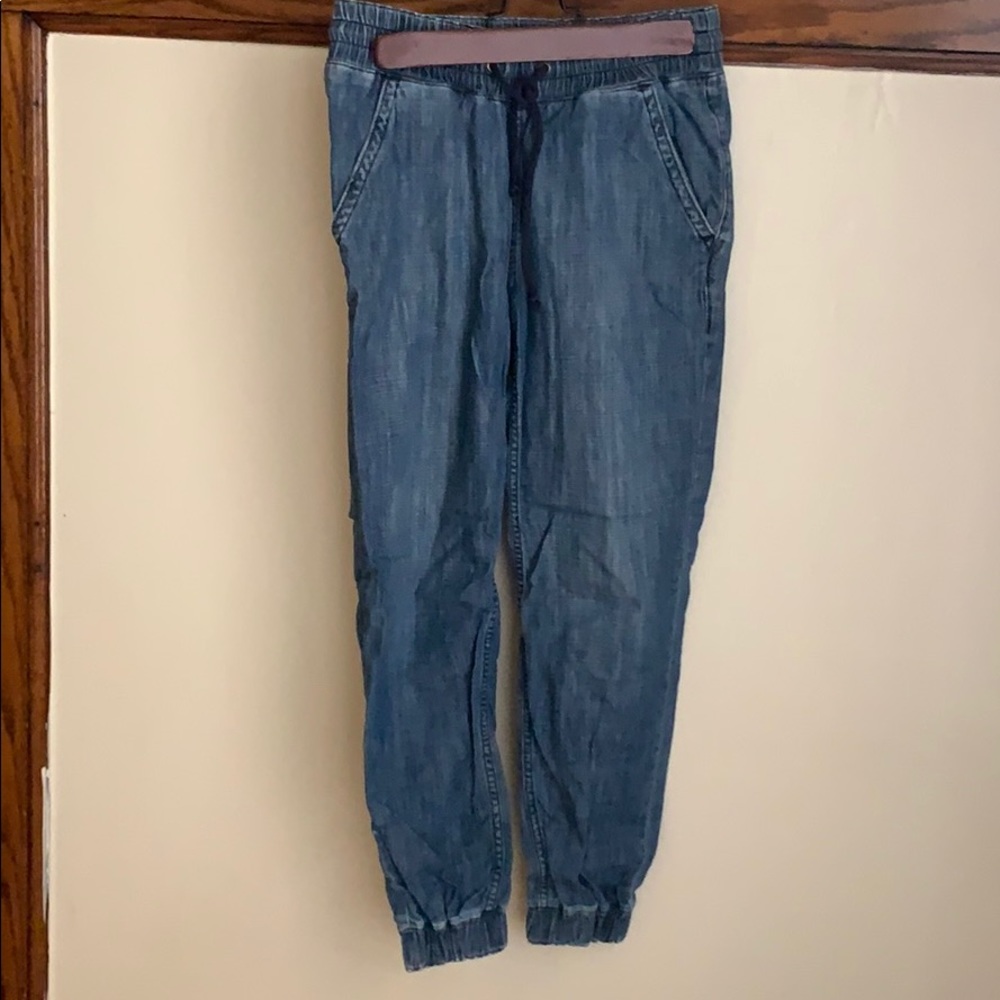 H&M elastic waist drawstring jeans, size 4